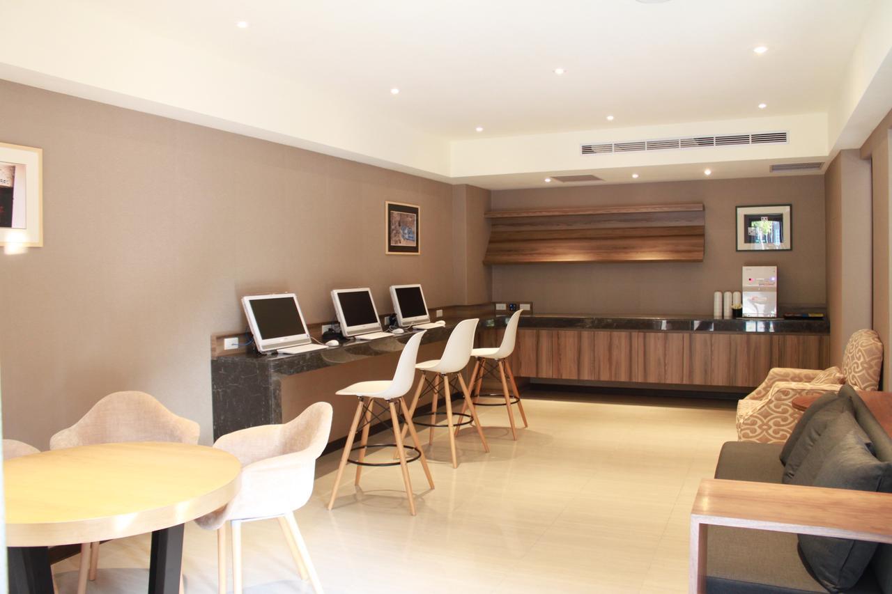 Verygood Business Hotel Huatan Exterior foto